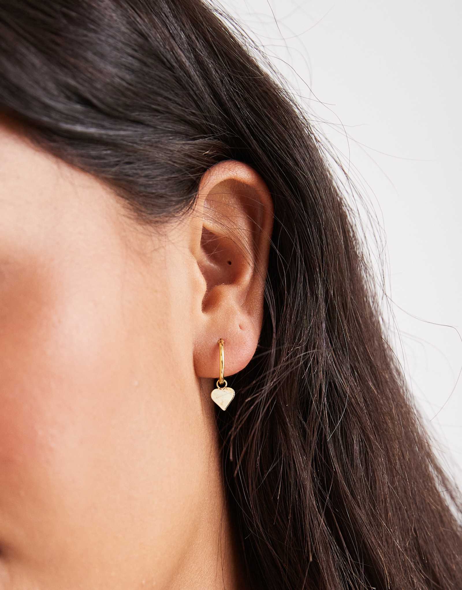 Обручи Kingsley Ryan диаметром 12 мм с сердечком-шармом