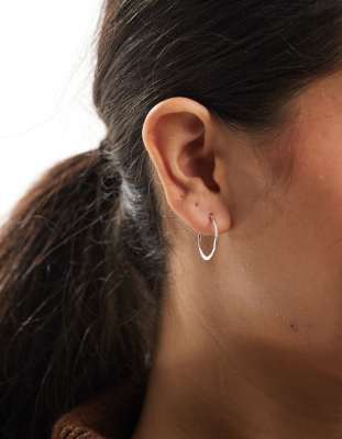 Kingsley Ryan Kingsley Ryan 16mm hammered hoop earrings in sterling silver