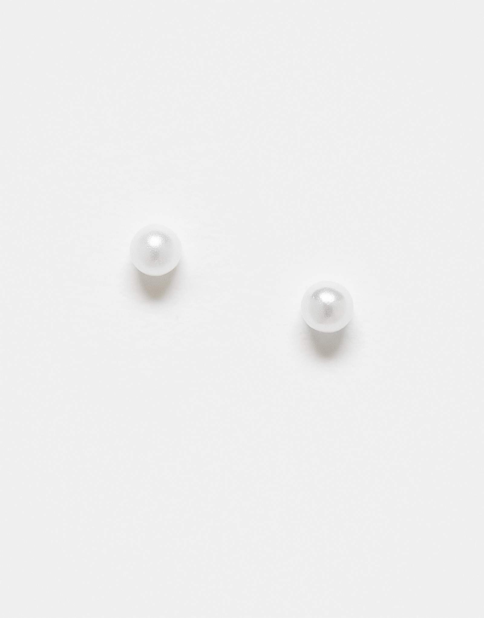 Серьги-гвоздики с искусственным жемчугом Kingsley Ryan 3 мм из чистого серебра