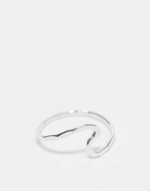 Kingsley Ryan - Anello a fascia ondulato in argento sterling martellato