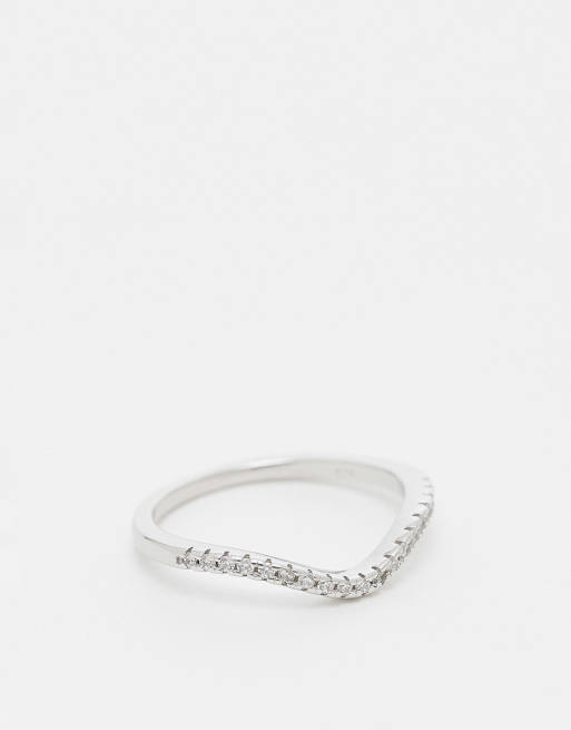 Kingsley Ryan - Anello ondulato in argento sterling con zirconia cubica