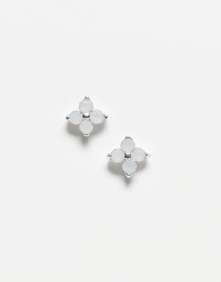 Kingsley Ryan - Boucles d'oreilles fleurs ornées de pierres blanches en argent massif-Argenté