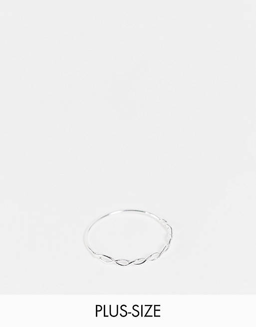 Kingsley Ryan Curve – Srebrny pierścionek z przeplatanym motywem