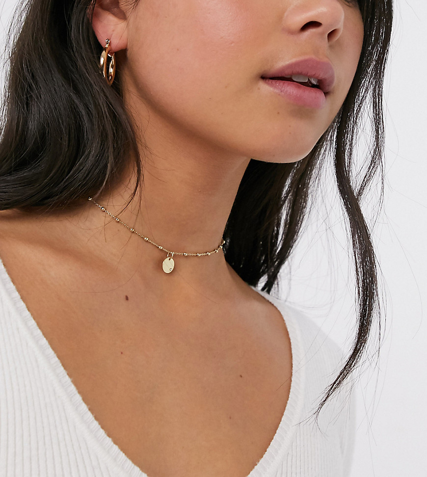 Kingsley Ryan – Exklusivt choker-halsband i förgyllt silver med kulor och cirkelhänge-Guld