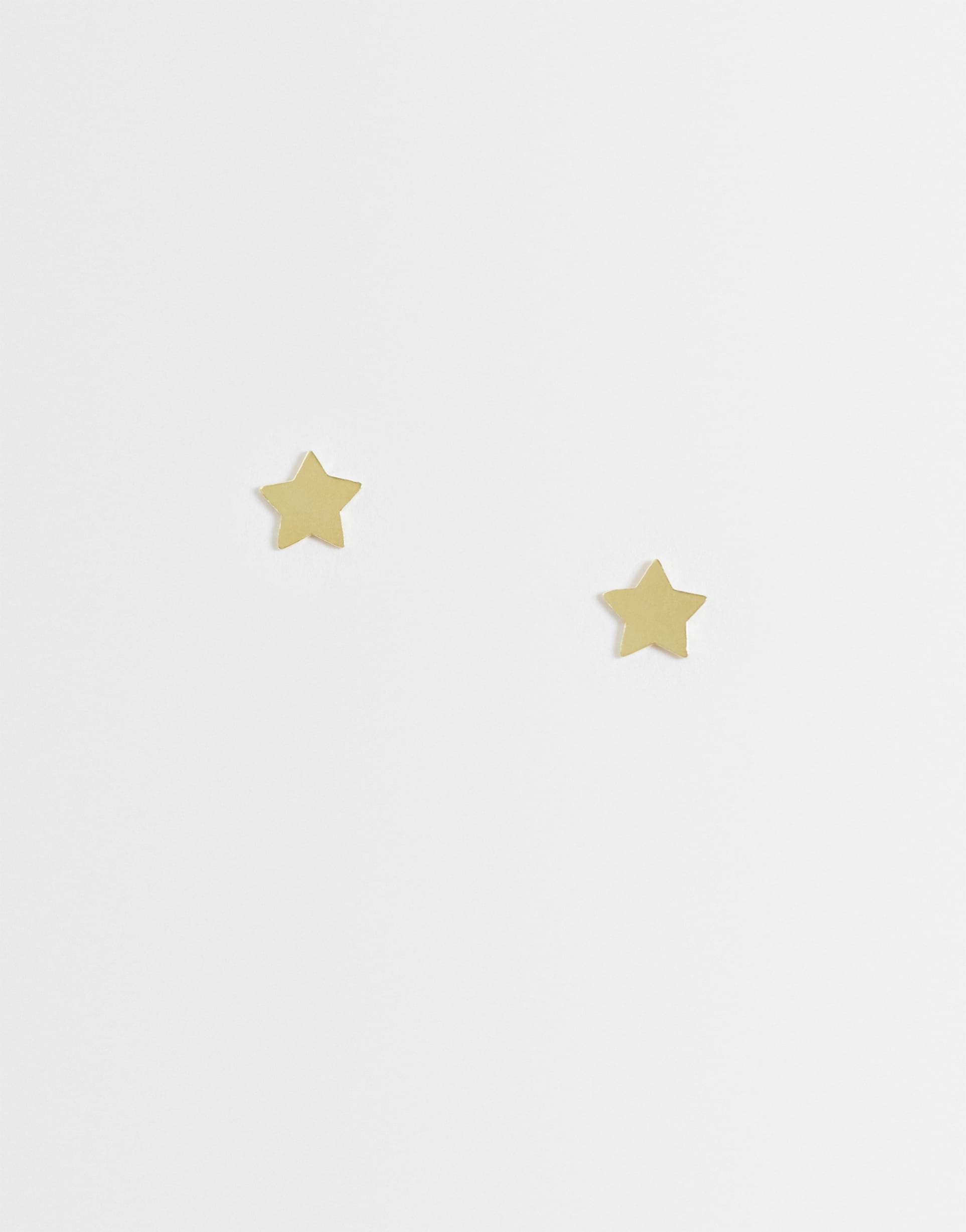 kingsley ryan flat star stud earrings in gold-plated silver