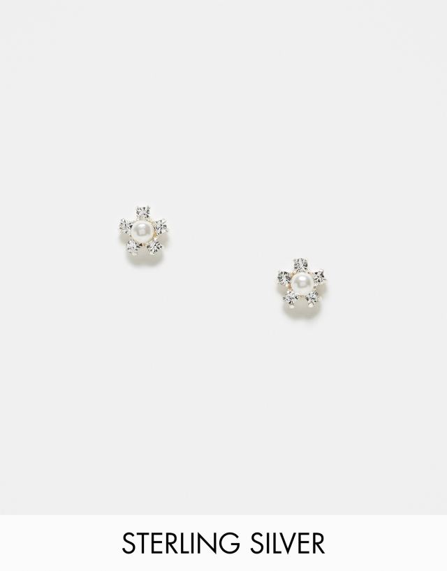 Kingsley Ryan - flower & pearl stud earrings in sterling silver