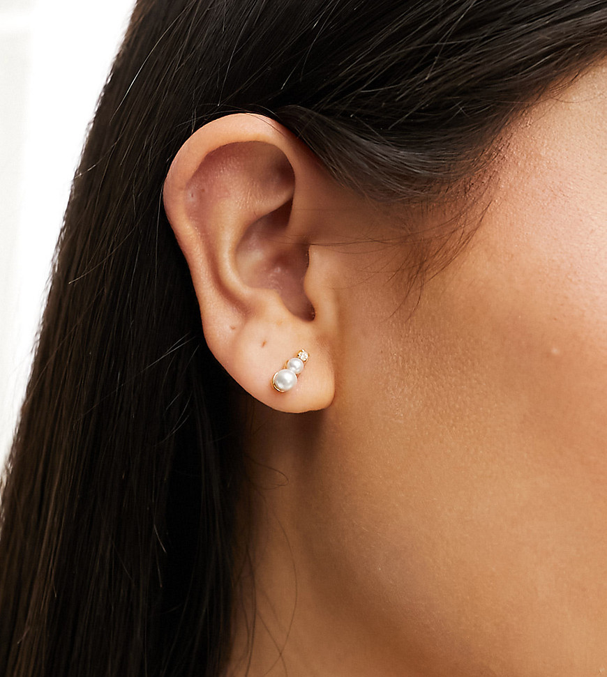 Kingsley Ryan gold plated gem and pearl stud earrings-White