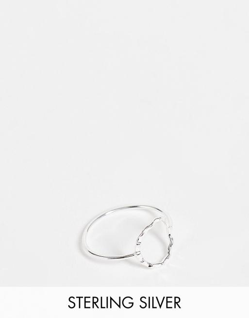 Hammered circle store ring