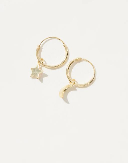 Kingsley Ryan – Kleine vergoldete Creolen mit Mond- und Sternanhänger, 3 von 3