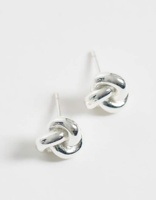 Kingsley Ryan orecchini a bottone con nodo placcati in argento, 3 di 5
