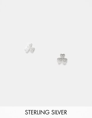 Kingsley Ryan - Orecchini a bottone in argento sterling a forma di trifoglio