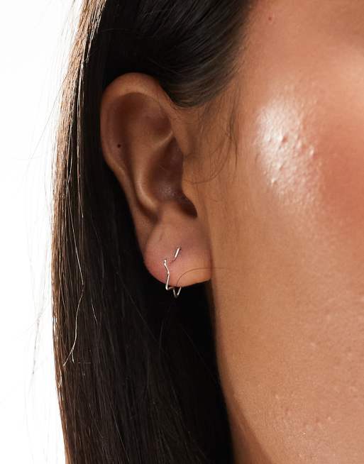 Kingsley Ryan - Orecchini a cerchio a forma di stella in argento sterling