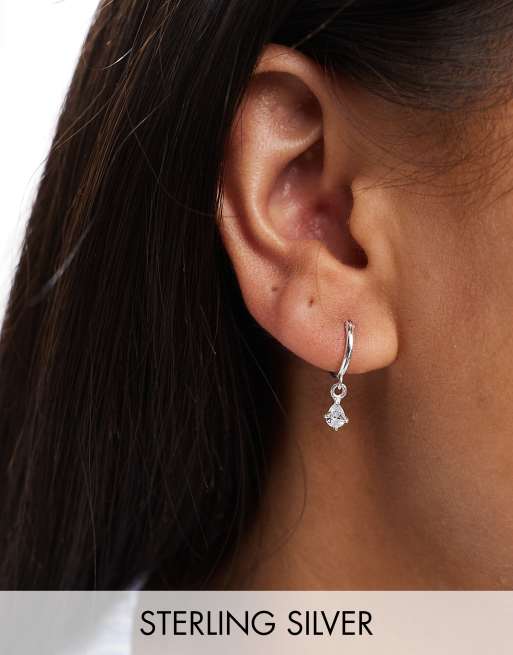 Kingsley Ryan - Orecchini a cerchio in argento sterling con pendente con cristalli