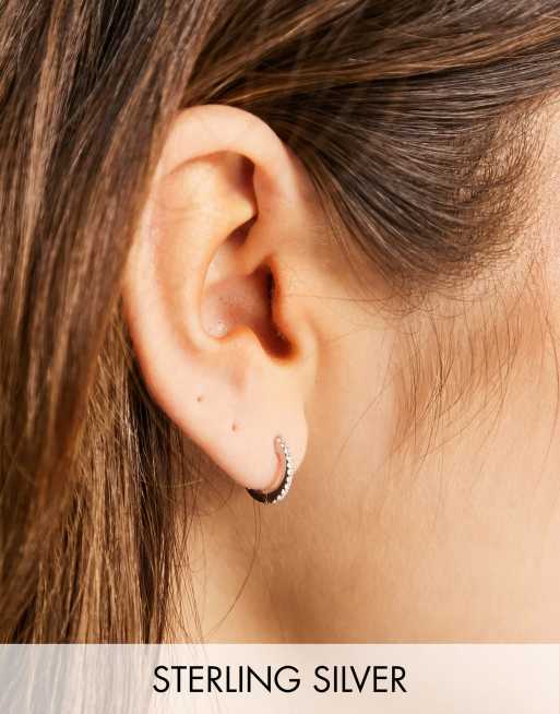 Kingsley Ryan - Orecchini a cerchio piccolo da 10 mm in argento sterling con pavé