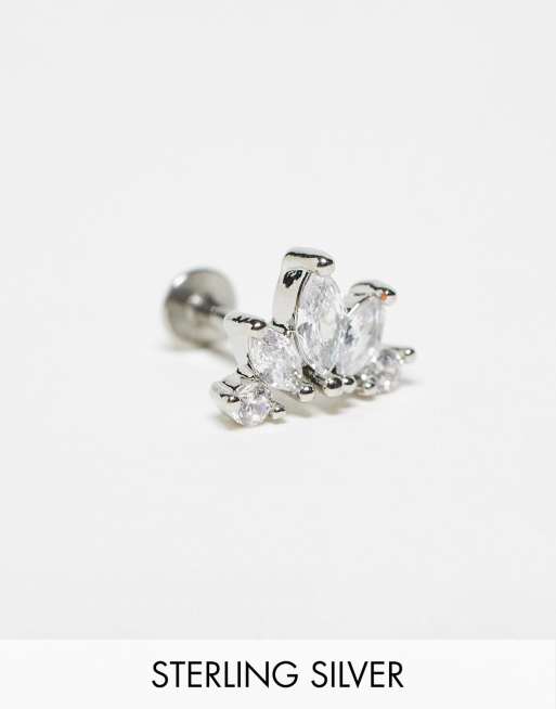 Kingsley Ryan - Orecchino piercing in argento sterling con 5 petali di cristallo 