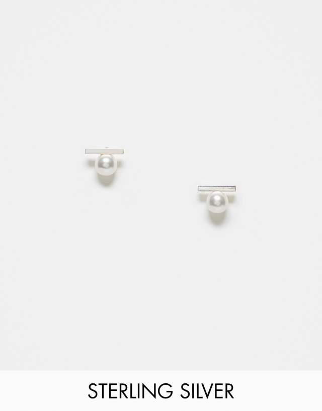 Kingsley Ryan - pearl bar stud earrings in sterling silver