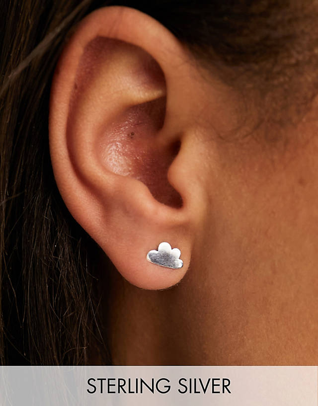 Kingsley Ryan - sterling silver cloud stud earrings in silver