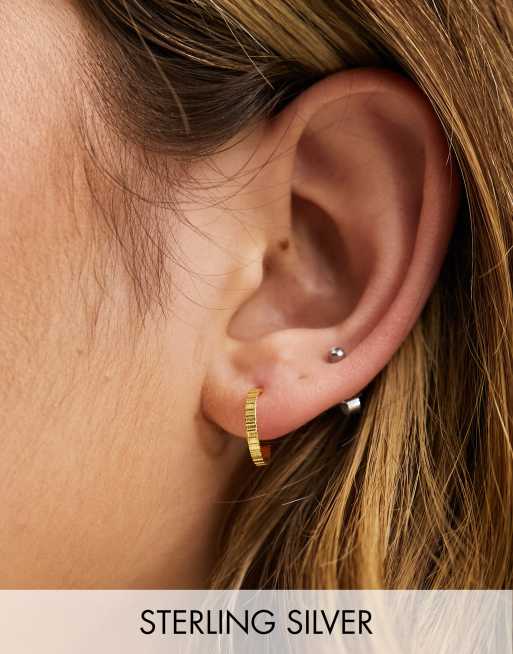 Kingsley Ryan sterling silver embossed 14mm hoop earrings in gold