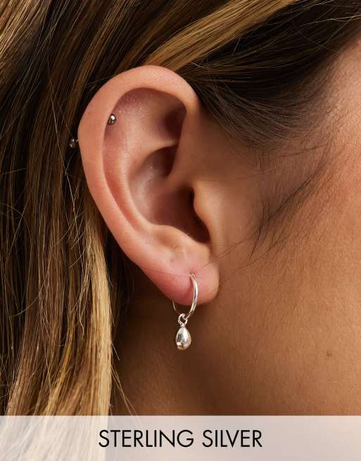 Kingsley Ryan - Sterling zilveren 12mm oorbellen met druppelvormige hangertjes in zilver