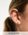 Thumbnail 1 van 4