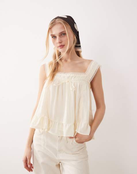 Kiss The Sky - Angeline - Cremefarvet babydoll-top med flæser - view 1