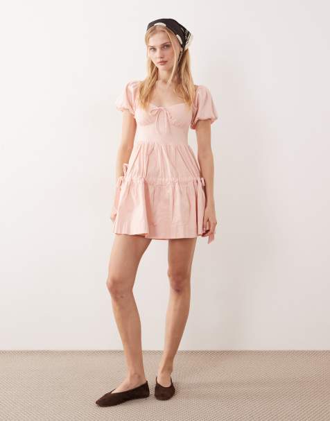 Kiss The Sky - Daydream - Mini jurk met pofmouwen in roze - view 1