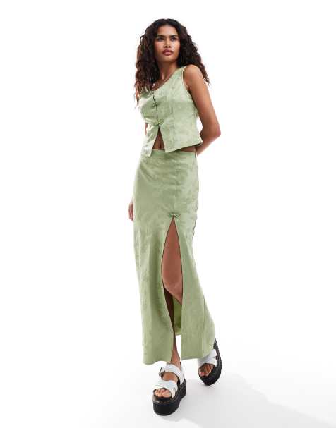 Kiss The Sky floral jacquard maxi skirt in green - view 1