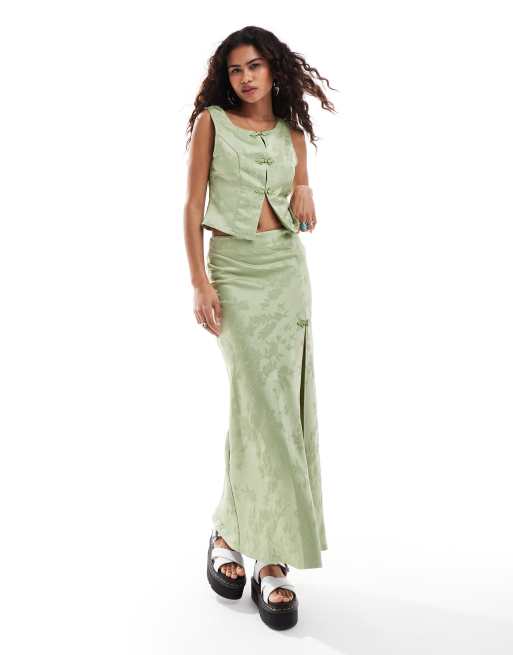 Kiss The Sky floral jacquard top in green, 3 of 4