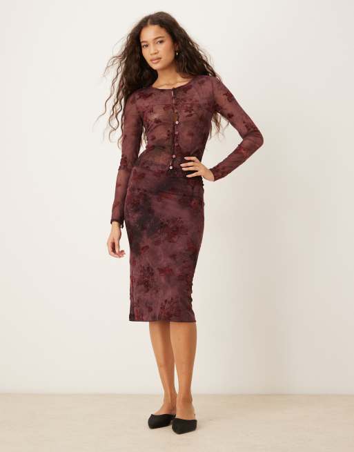 Kiss The Sky - Gonna al polpaccio in pizzo color ciliegia laccato in coordinato