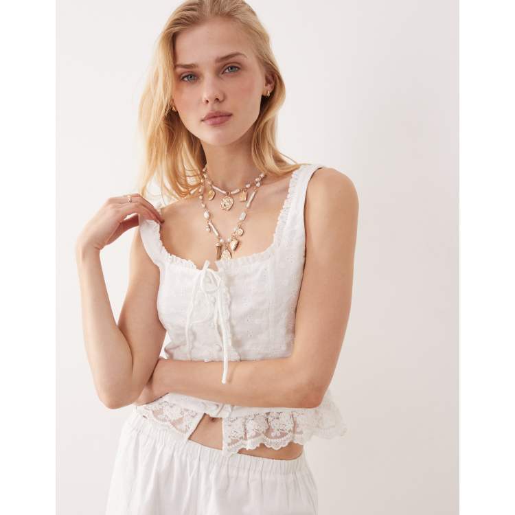 210217798-1-white?$n_750w$&wid
