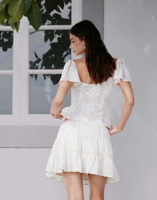 Kiss The Sky jacquard tiered mini skirt in cream, 4 of 5