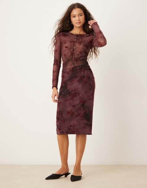 Kiss The Sky laced co-ord in cherry lacquer - view 1