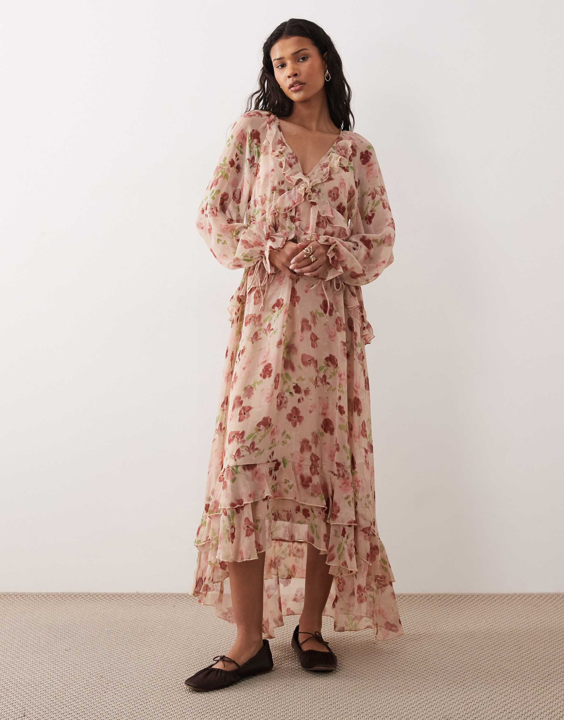 kiss the sky long sleeve floaty tiered midaxi dress in pink floral