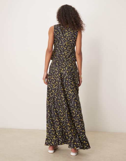 SLN's Airkiss Skirt