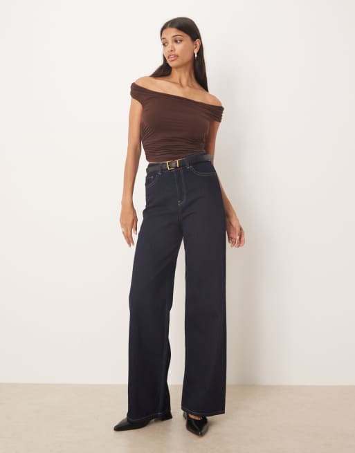 Kiss The Sky - Mørkebrun offshoulder-top med rynker, 3 af 4