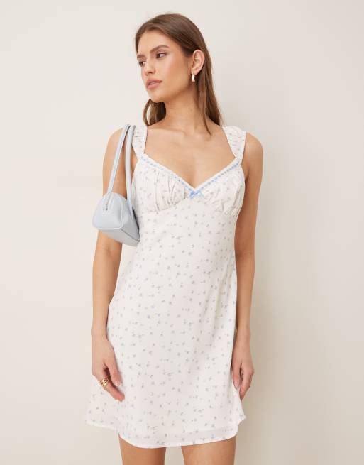 Kiss The Sky - Piper - Robe courte à fleur avec détail bustier - Bleu, 2 de 4