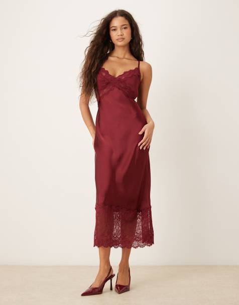 Kiss The Sky - Robe longueur mollet en satin avec détails en dentelle - Bordeaux - view 1