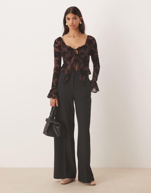 Kiss The Sky ruffle sleeved lace top in espresso