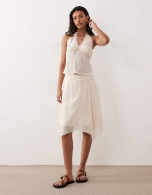 Kiss The Sky Yasmeen Chiffon Lace Handkerchief Hem Skirt In Neutral
