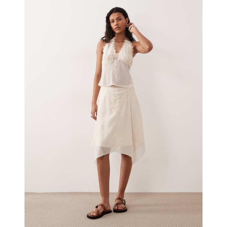 Kiss The Sky Yasmeen chiffon lace handkerchief hem skirt in cream