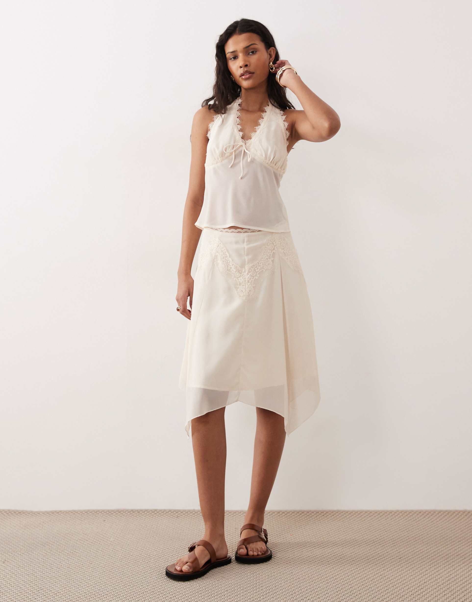 kiss the sky yasmeen chiffon lace handkerchief hem skirt in cream