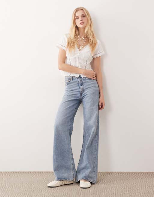 Kiss The Sky – Zoe – Vit, broderad topp med knäppning, 3 av 4