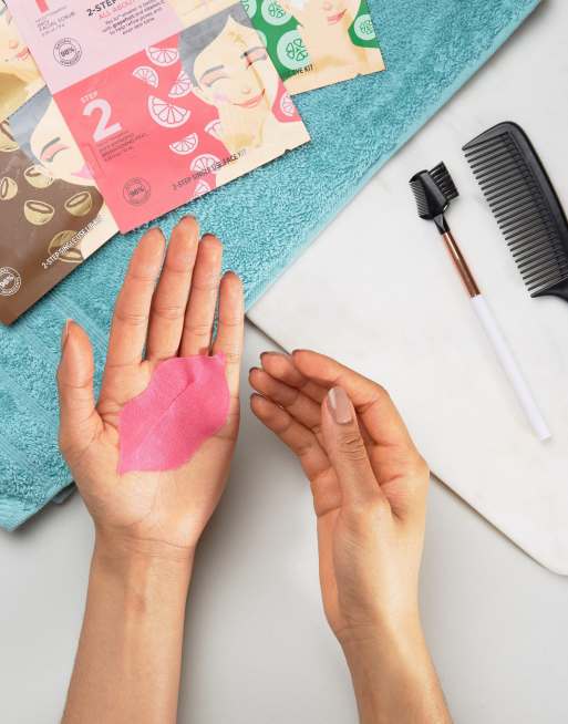 Kit de mascarilla para labios de coco en 2 pasos de Yes To, 2 de 4