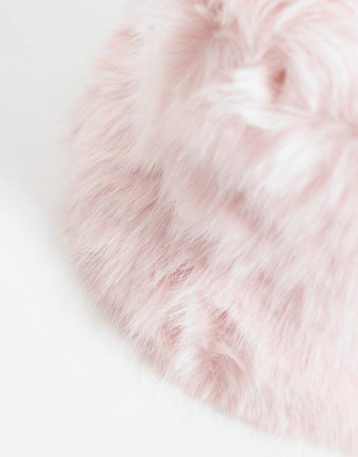 Kiwi & Co bøllehat i imiteret pels i pink, 2 af 3