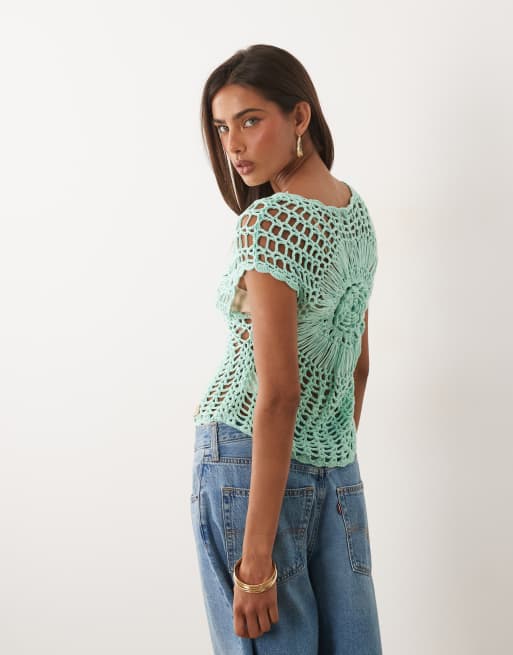 Kiwi & Co - Cora - Top turquesa con patrón floral calado de croché cosido a mano, 5 de 5