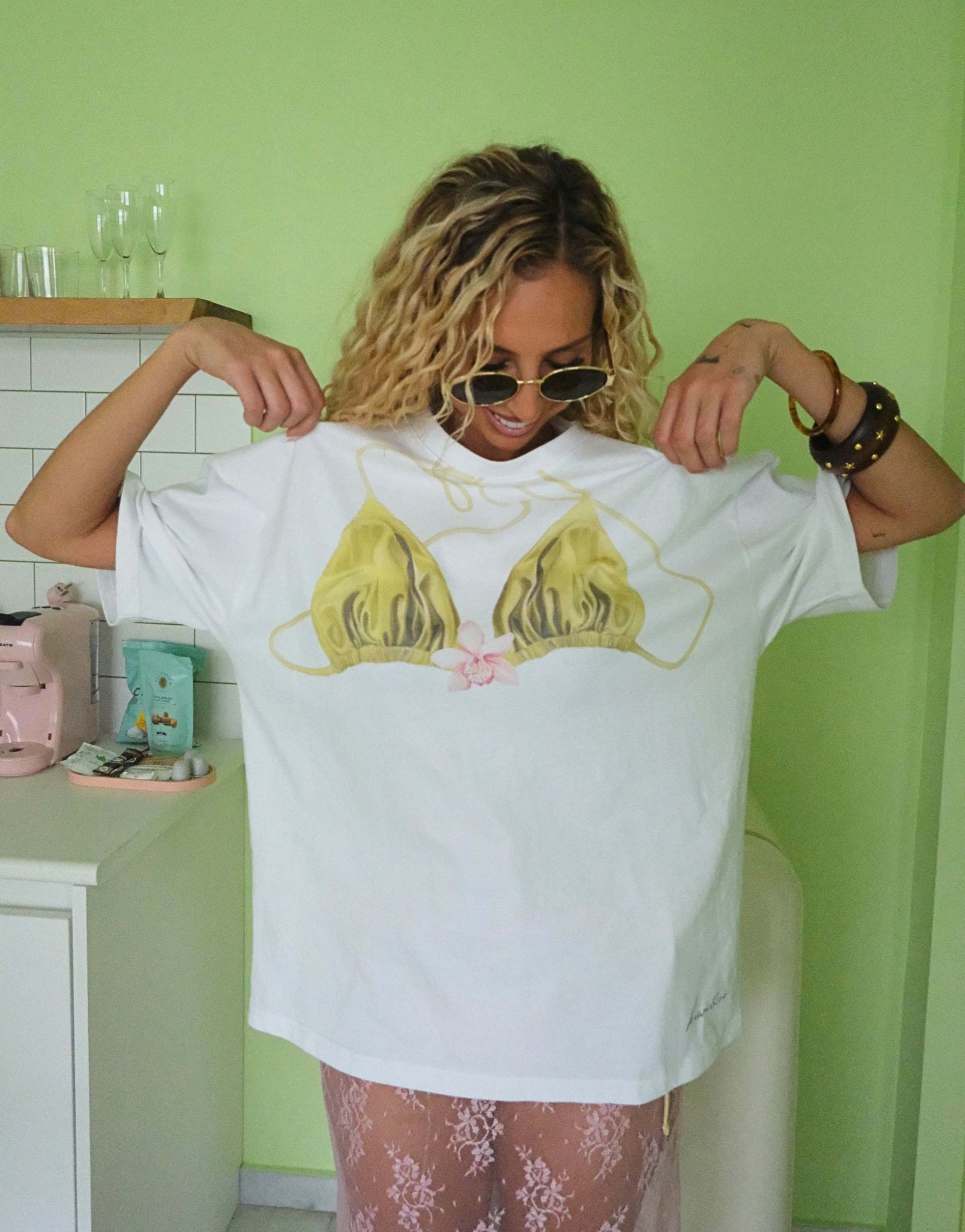 kiwi & co cotton bikini graphic oversized t-shirt in white
