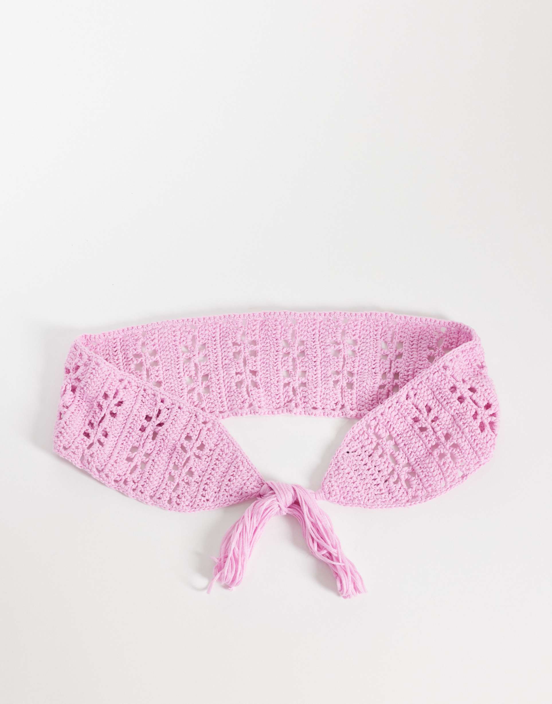 kiwi & co hand-crocheted tie front belt in pink