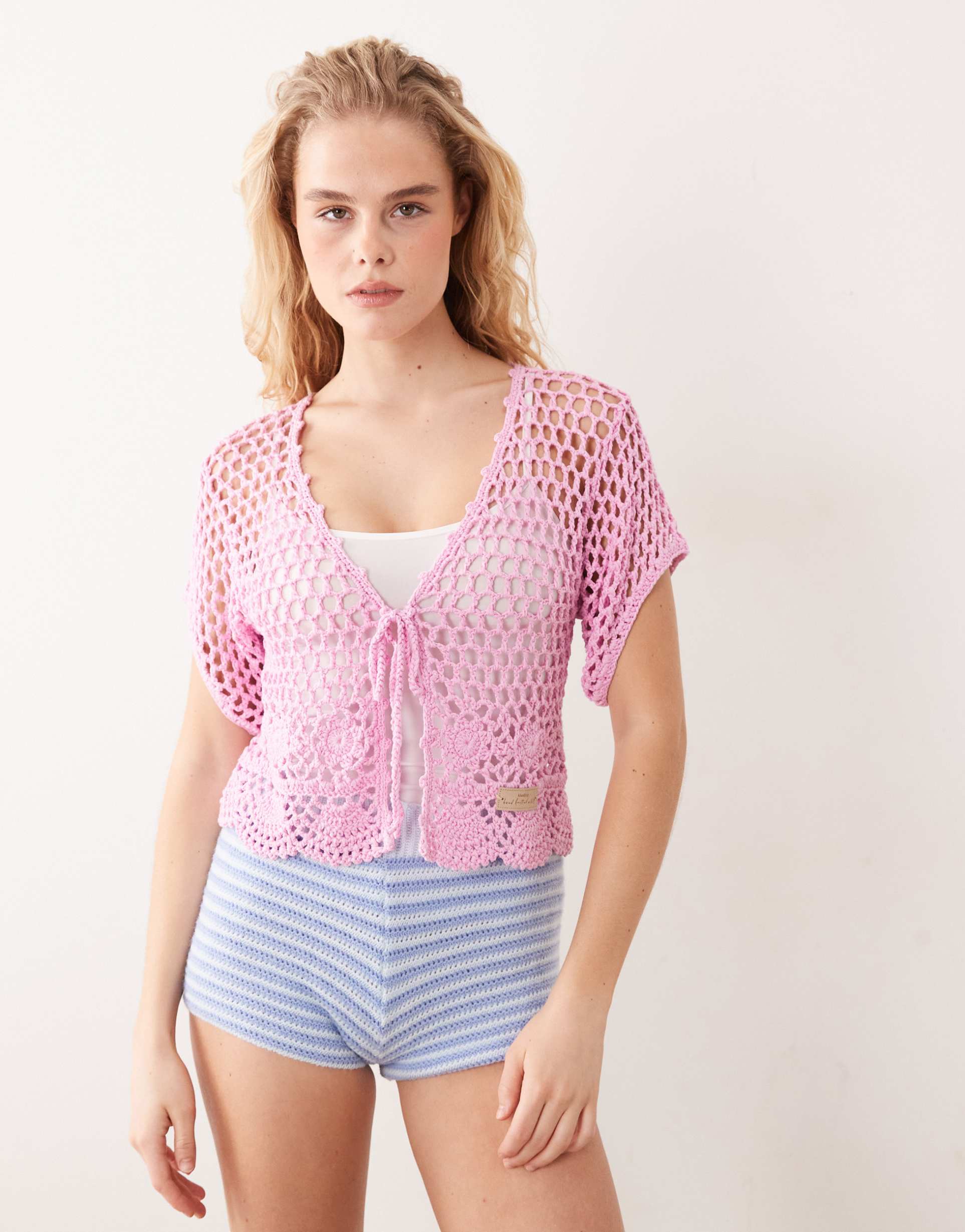 kiwi & co hand knit dainty crochet tie front top in pink