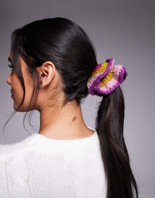 Kiwi & Co Kiwi & Co hand knitted oversized scrunchie in multi stripe