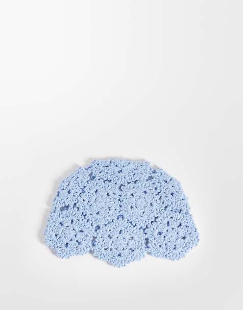 Kiwi & Co floral crochet hat in blue